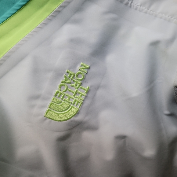 The North Face Youth Winter Jacket 14/16 EUC - Picture 6 of 6